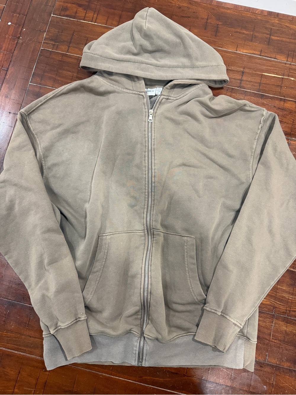 oversized brown zip up hoodie